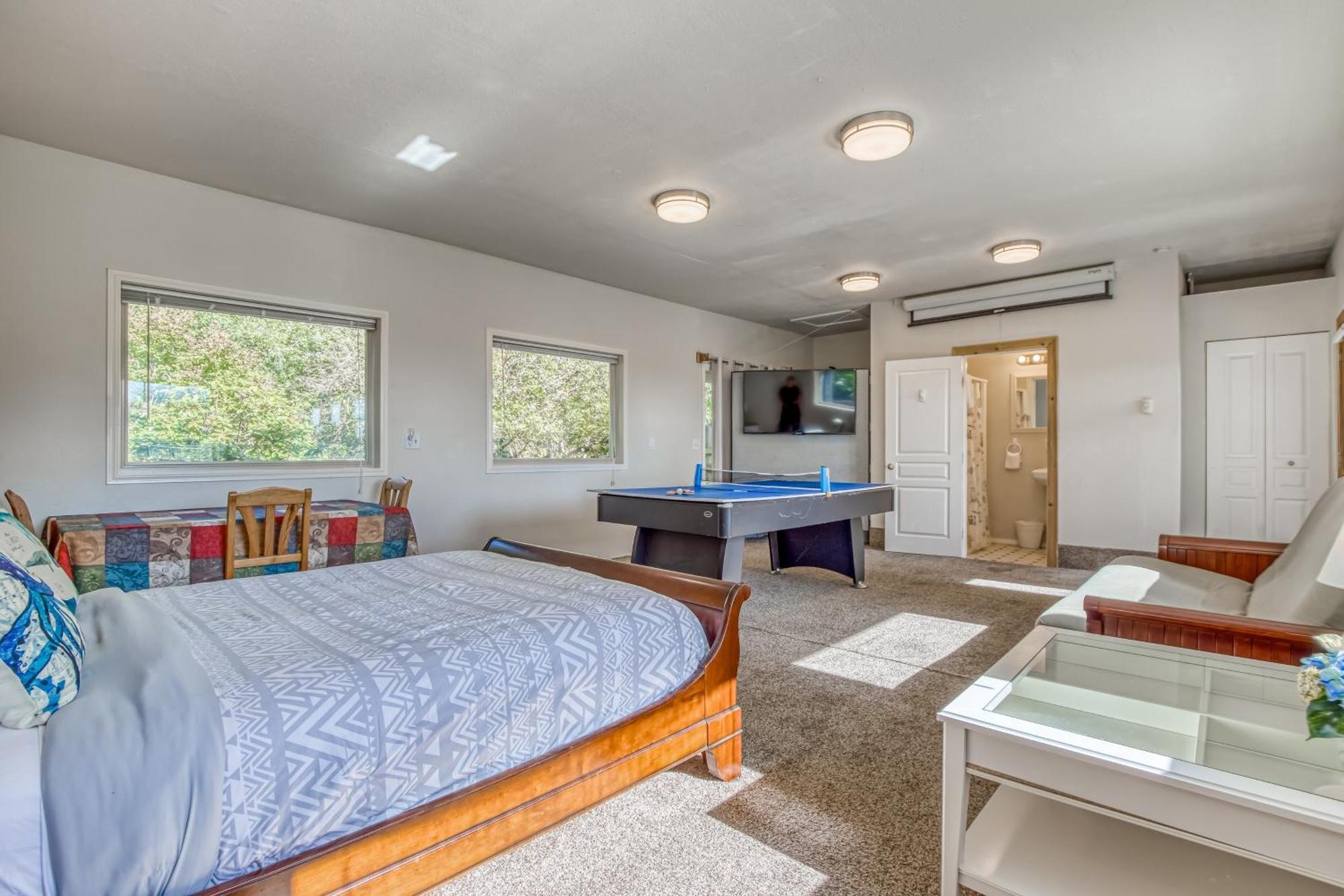 The Quintessa Cottage Clinton Экстерьер фото